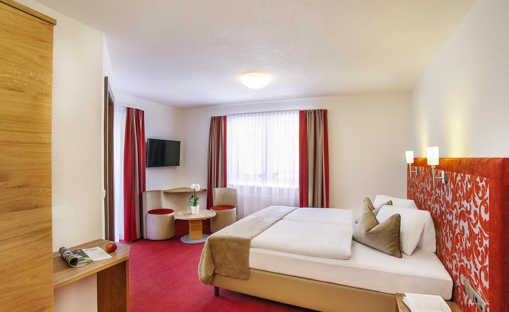 Hotel Garni Chasa Sulai Ischgl Eksteriør billede