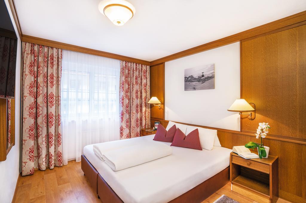 Hotel Garni Chasa Sulai Ischgl Eksteriør billede
